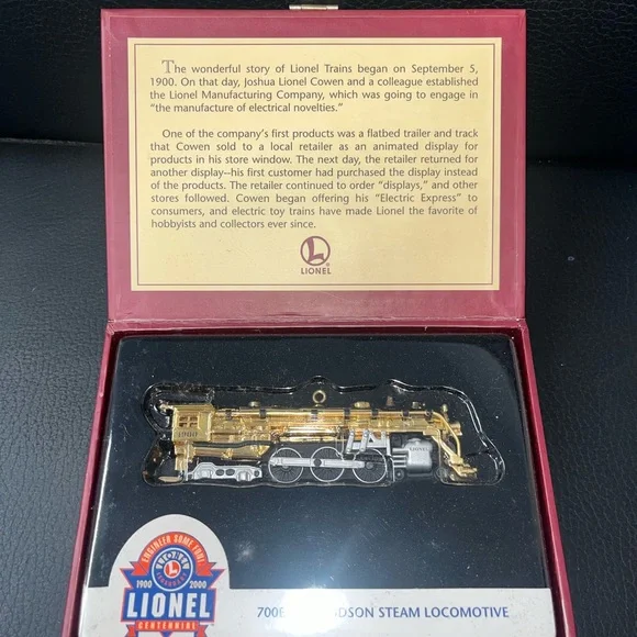 Hallmark Keepsake Lionel 100th Anniversary 700E J-1E Hudson Steam Locomotive - Picture 2 of 5